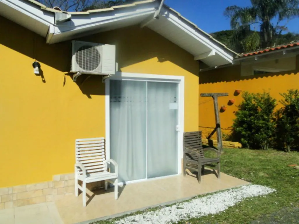 Pousada Vila Acoriana Penha  Quarto em Acomodações Particulares
